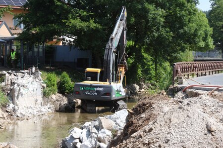 GRADBENA DELA ZA NOVO BRV ČEZ CERKNIŠČICO 03 FOTO LJUBO VUKELIČ